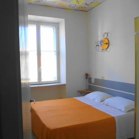 Domusarte Bed & Breakfast
